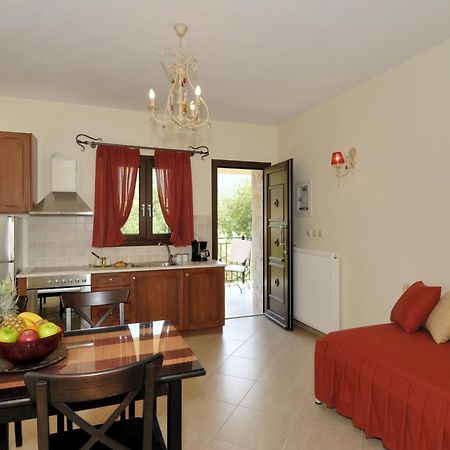 Byzantinon Hotel Leonídion Esterno foto
