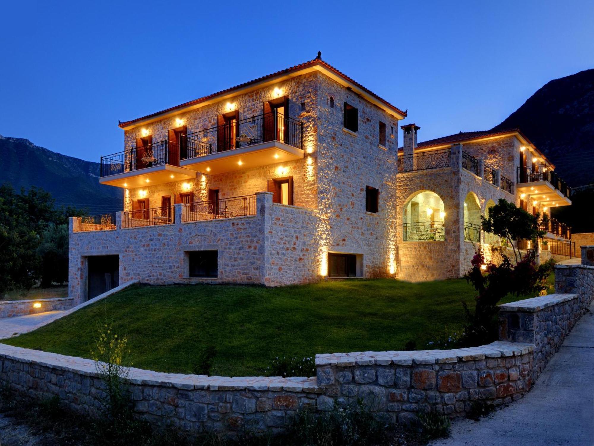 Byzantinon Hotel Leonídion Esterno foto