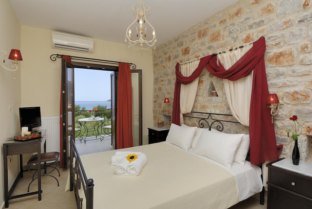 Byzantinon Hotel Leonídion Esterno foto